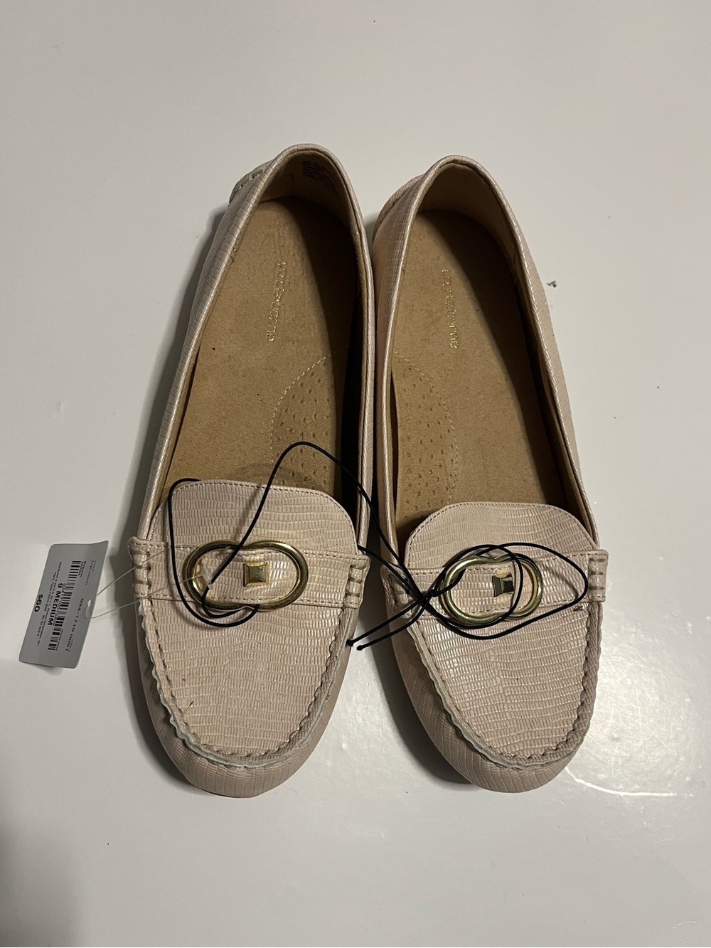 Liz Claiborne Pale Blush Textured Loafers with Gold Accent RP 60 usd